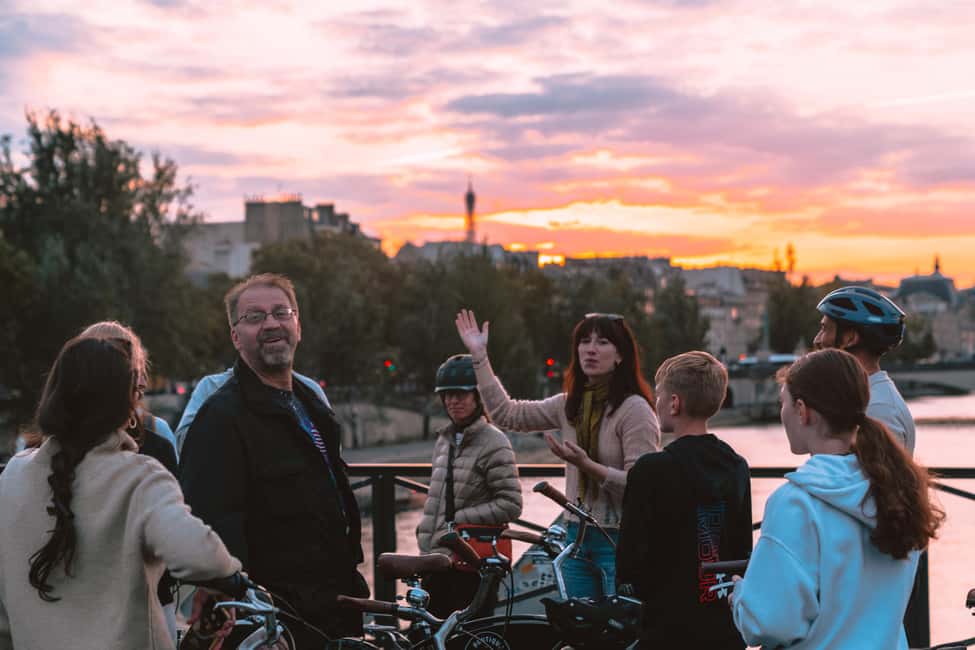 Paris: Night Small-Group Bike Tour and Boat Cruise - Musée d’Orsay: A Short Stop With a Big View Payoff