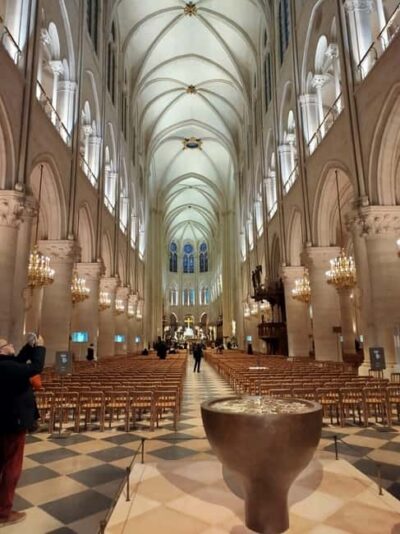 Paris: Notre Dame Cathedral Guided Tour of the Neighborhood - Meeting point at 21 Rue d’Arcole (and the no-backpack reality)