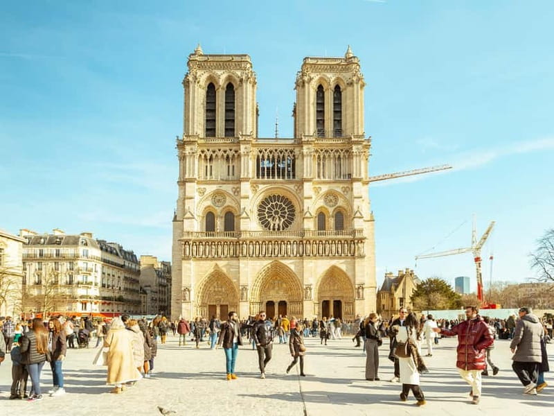 Paris: Notre Dame Exterior Guided Tour - Small Group - Stop 2 outside Notre Dame: what you’ll notice on the facade