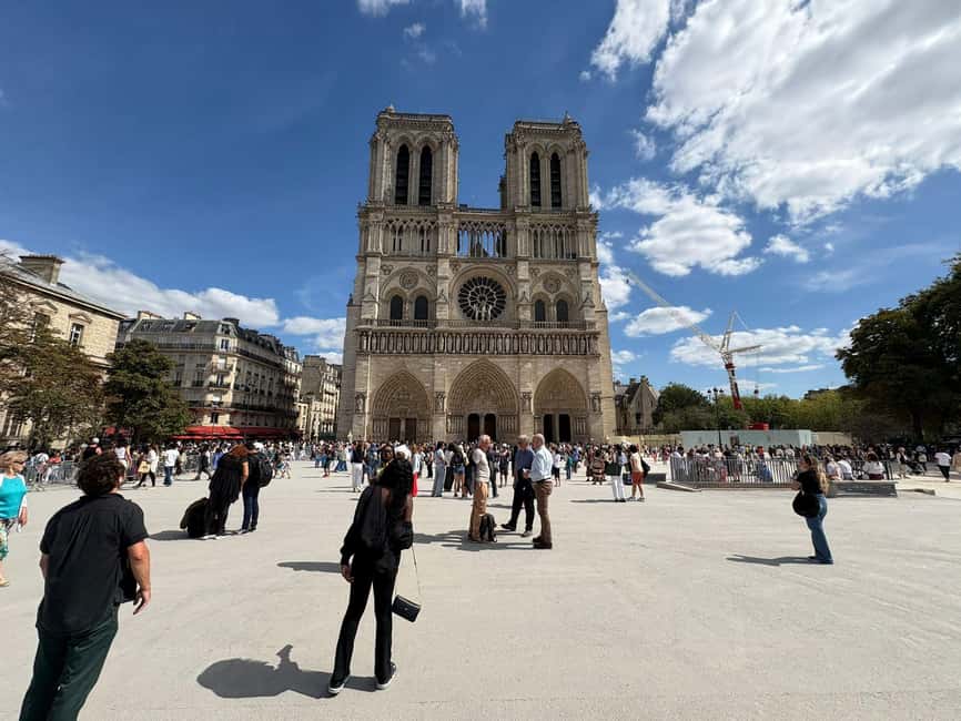 Paris: Notre Dame Exterior, Latin Quarter Tour and Pantheon - Finishing at the Pantheon: Skip the Line, Then Go at Your Pace