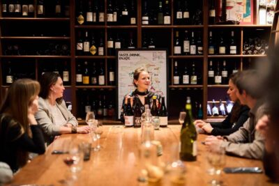 Paris: O Chateau's Wine Tasting Dinner - The 90-minute flow: how the dinner doubles as a wine class