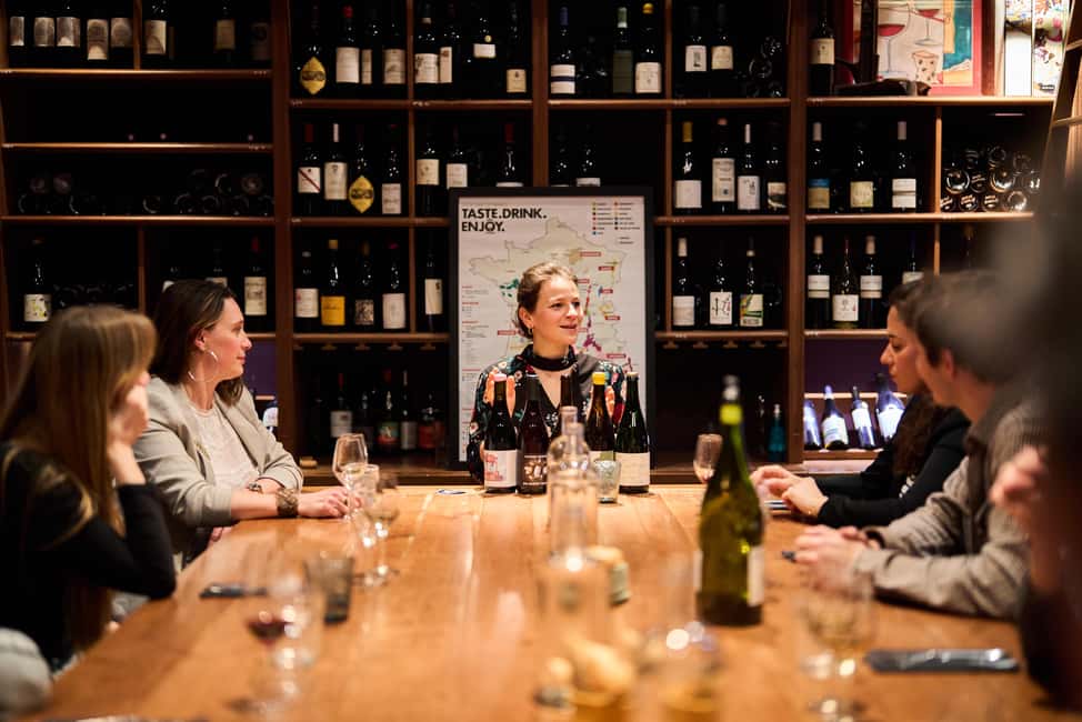 Paris: O Chateau's Wine Tasting Dinner - The 90-minute flow: how the dinner doubles as a wine class
