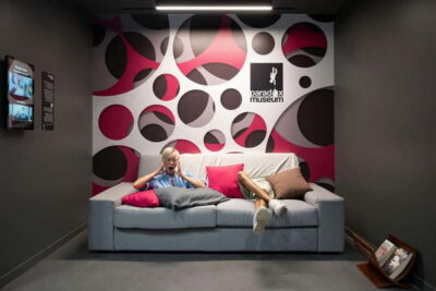 Paris: Paradox Museum Entrance Tickets - The one-way maze route and why it keeps you engaged
