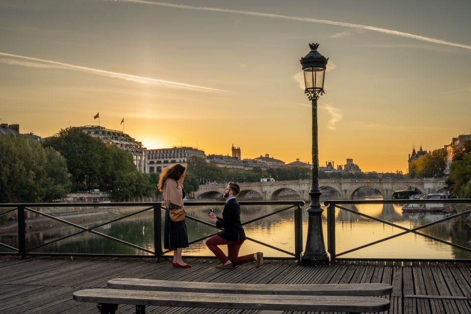 Paris: Premium Film Director Photoshoot & Natural Direction - The photo recipe: natural direction, better light, and camera-ready choices
