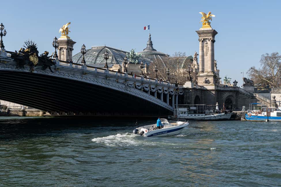Paris Private Boat Seine River with Captain Guide - Captain Alexis: the difference between seeing and understanding Paris