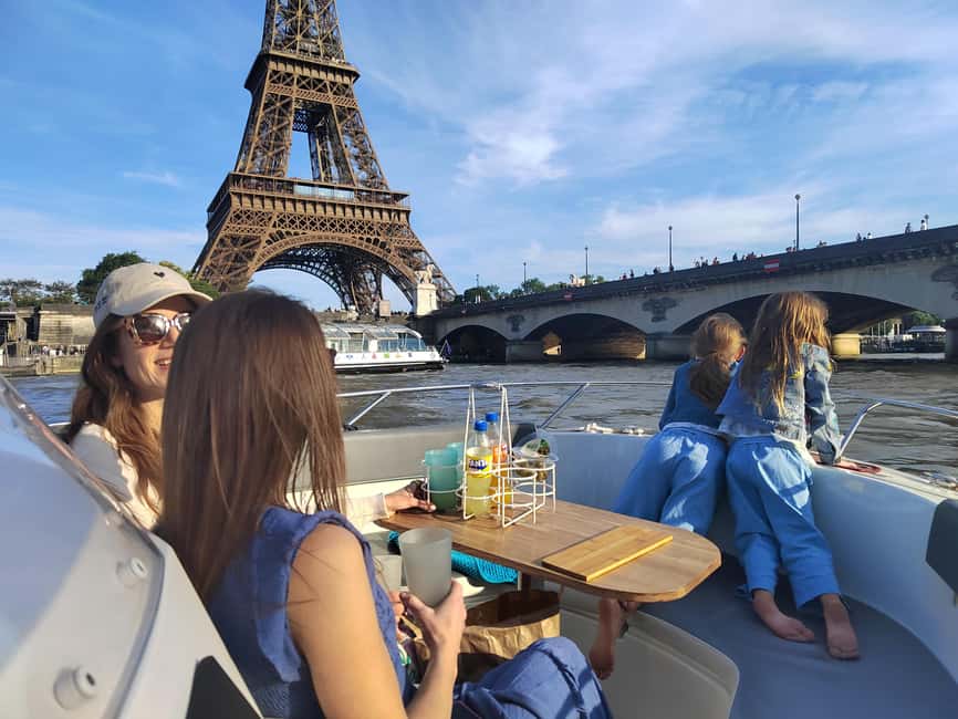 Paris Private Boat Seine River with Captain Guide - Getting on board near Pont de Grenelle and Port de Javel Haut