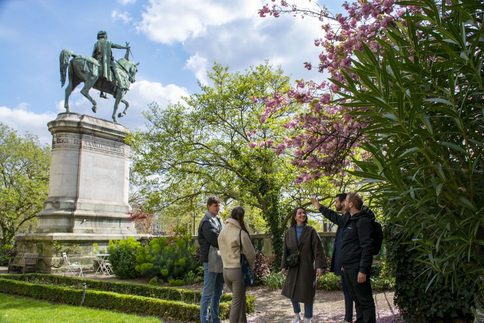 Paris Private Custom Tour: Half-Day with a Local Guide - Key points to know before you go