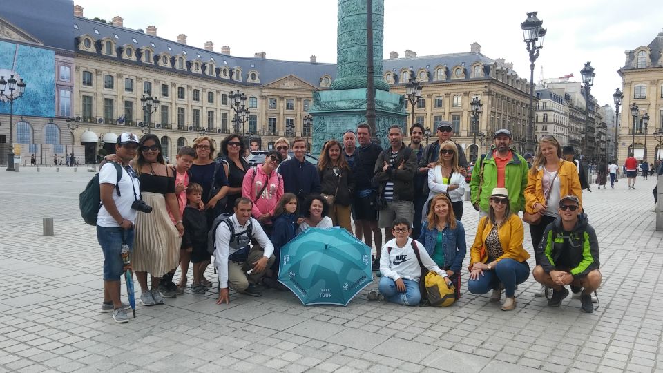 Paris: Private Customizable City Tour in Spanish - Rain, crowds, and the “must see it all” trap