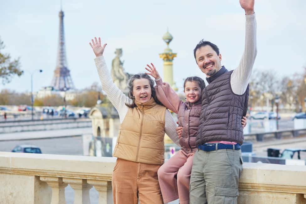 Paris: Private Full Day Tour to Montmartre & Eiffel Tower - How the private flow starts at Métro Anvers