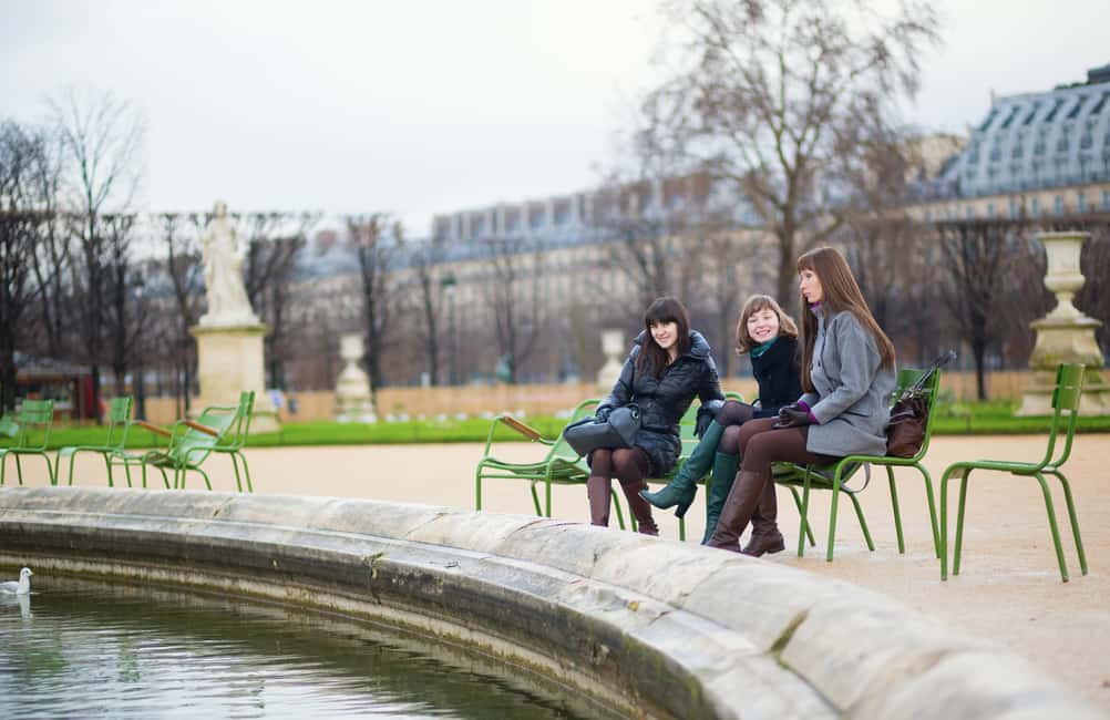 Paris: Private Full Day Tour to Montmartre & Eiffel Tower - Montmartre Cemetery to Moulin Rouge: a mix of reflection and spectacle