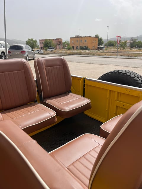 Paris: Private Guided Tour in a vintage Land Rover - Who should book this vintage Land Rover tour?