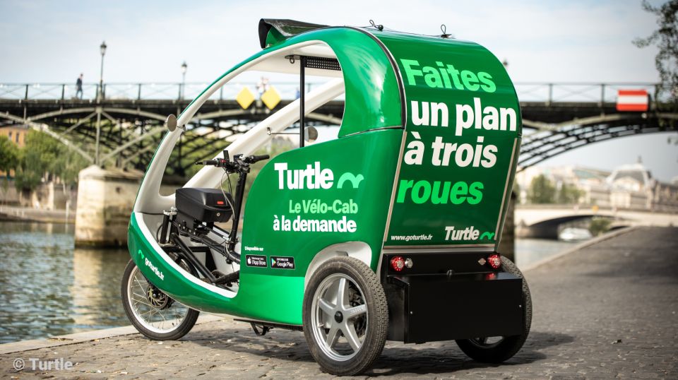 Paris: Private guided tour in Rickshaw bike - Gustave Eiffel - Starting at the Flame of Liberty: the smartest beginning point