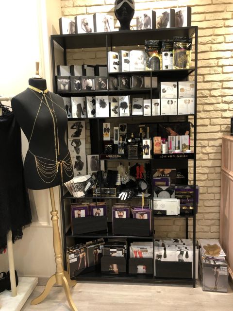 Paris: Private Lingerie Fitting activity - Who this Paris lingerie fitting suits (and who should skip it)