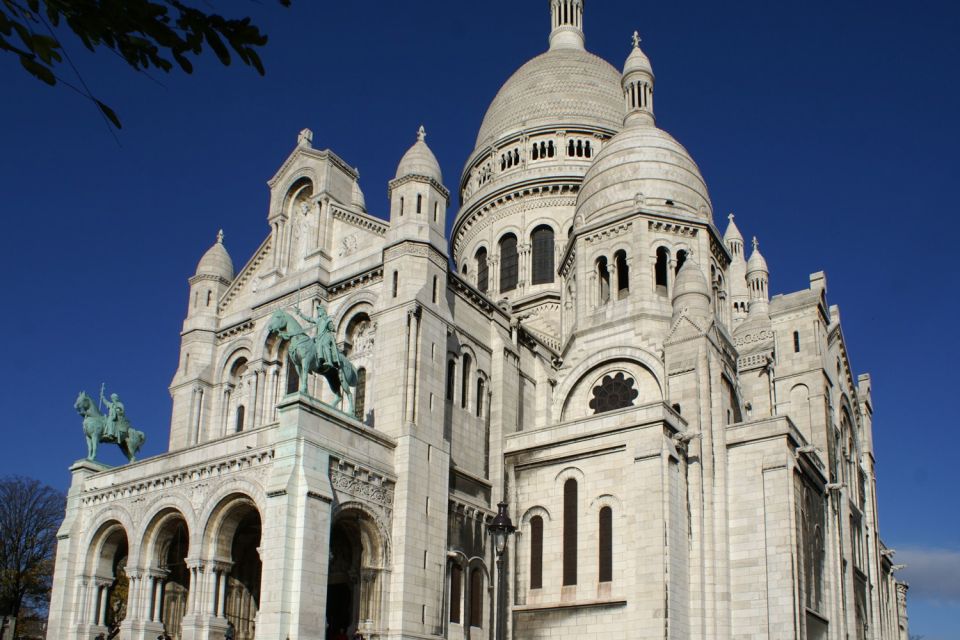 Paris: Private or Shared City Highlights Tour - St-Germain-des-Prés Café Culture and a Notre-Dame Area Stop