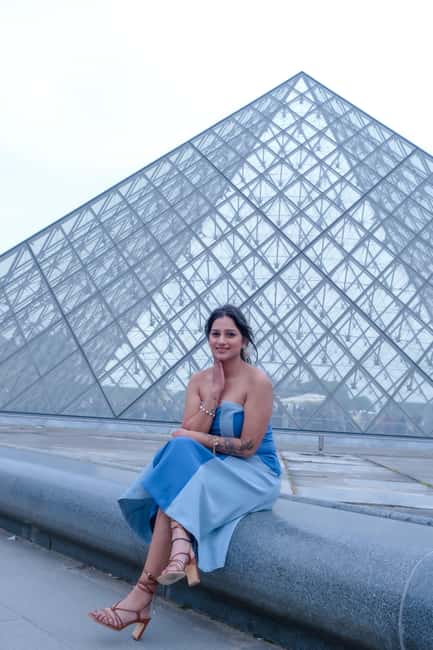 Paris: Private Photoshoot Outside the Louvre Museum - The 30–90 minute flow: photo stop pacing that doesn’t drag