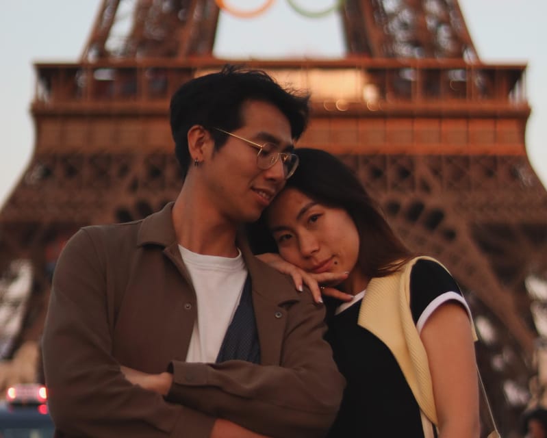 Paris: Private photoshoot with a Professional - Why a private Eiffel Tower shoot at this price can make sense