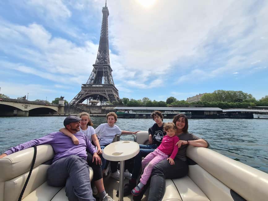 Paris: Private pontoon boat cruise on the Seine - Meeting at 14 Quai François Mitterrand: how the start really works