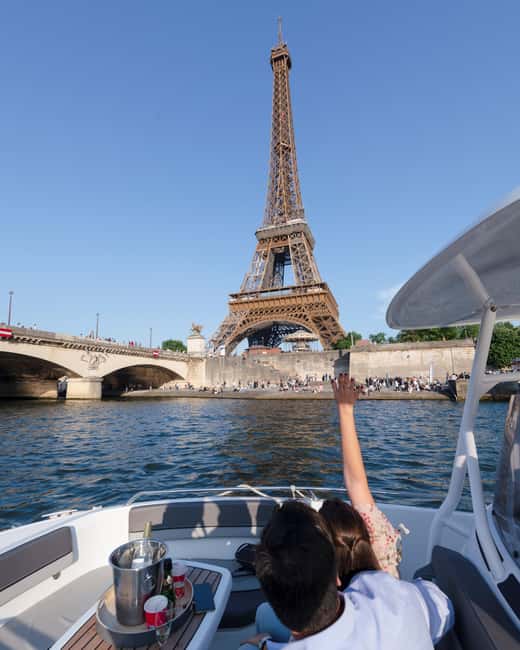 Paris: Private Seine River Cruise - What to expect onboard and on the water