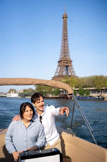 Paris: Private Small Boat Cruise with Rosé and Macarons - First Big Moment: Eiffel Tower From the River (and a Real Photo Stop)