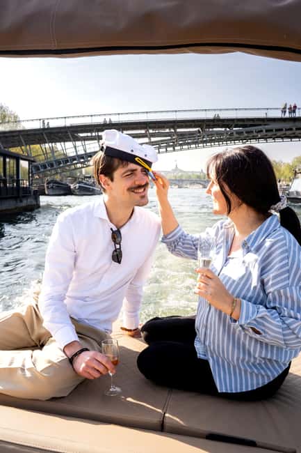 Paris: Private Small Boat Cruise with Rosé and Macarons - Pont Alexandre III: Where the Seine Turns Grand
