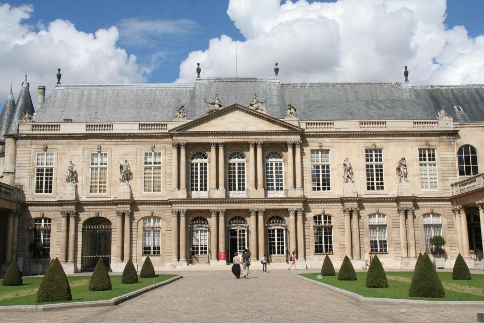 Paris: Private Tour with a Local Guide - Versailles and other add-ons: how to choose what fits your hours