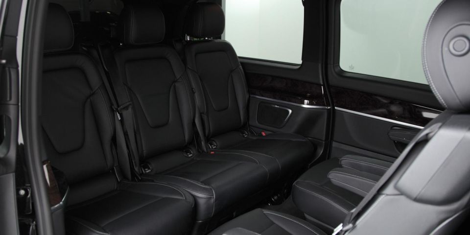 PARIS: Private transfer Château Versailles van 7 people 4H - Paris to Versailles Without Transit Headaches