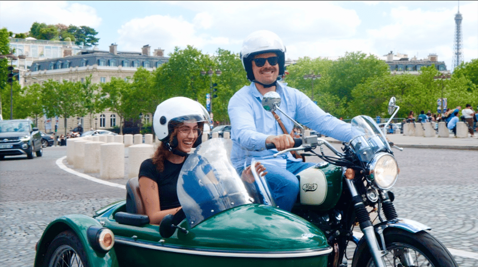 Paris: Private Vintage Sidecar Tour with Hotel Pickup - Why a vintage sidecar is a smart way to see Paris fast