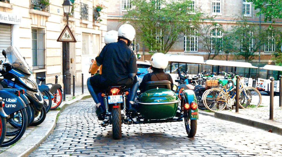 Paris: Private Vintage Sidecar Tour with Hotel Pickup - The guide matters: what Raphaël-style guiding brings to the ride