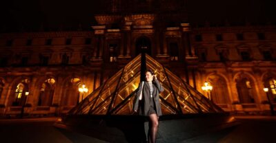 Paris: Professional Photoshoot with 300+ Photos + 1 present - Choosing Your Paris Backdrop: Eiffel Tower, Louvre, Arc de Triomphe, and Other Spots