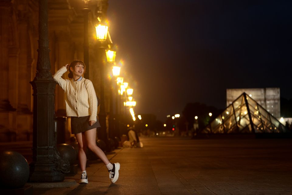 Paris: Professional Photoshoot with 300+ Photos + 1 present - 1–1.5 Hours of Shooting Time: How to Make It Count