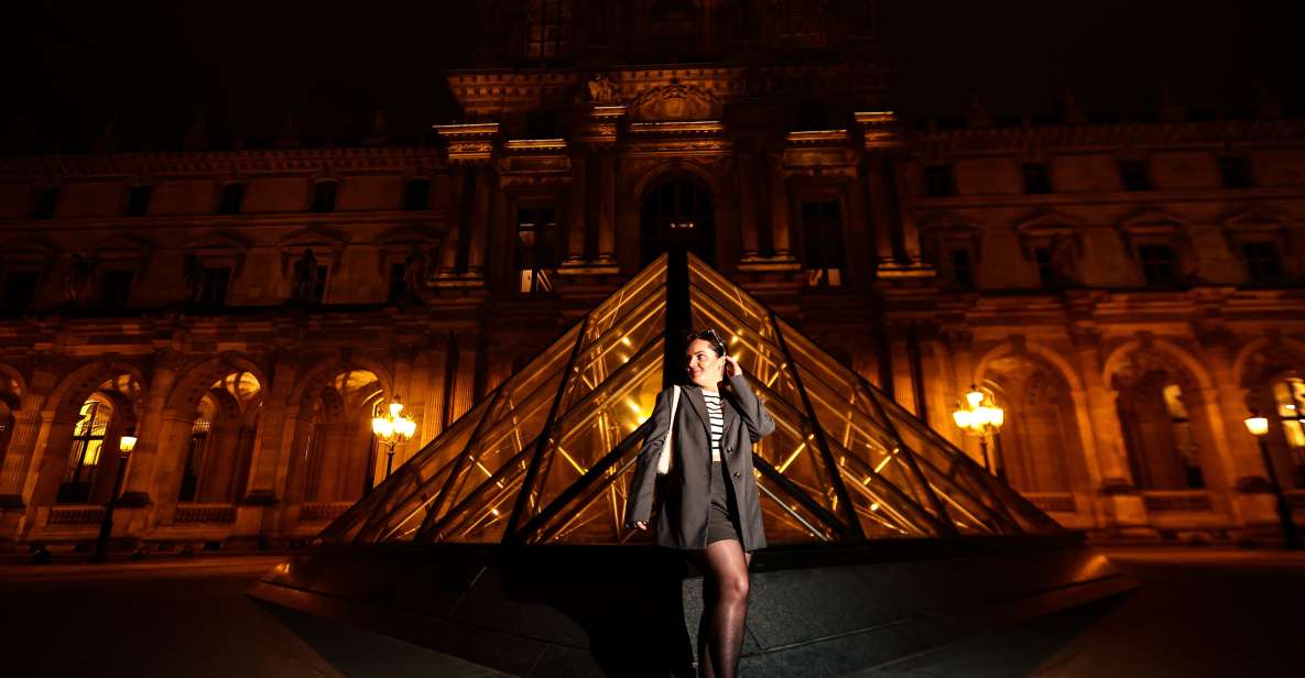 Paris: Professional Photoshoot with 300+ Photos + 1 present - Choosing Your Paris Backdrop: Eiffel Tower, Louvre, Arc de Triomphe, and Other Spots