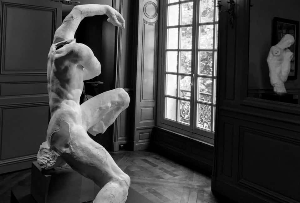 Paris: Rodin Museum Ticket & Optional Digital AudioGuide App - The digital audio guide: great value, but not museum staff support