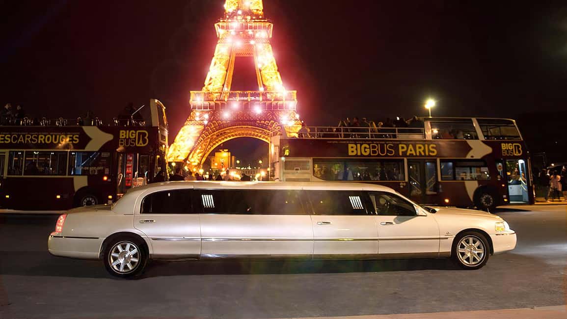 Paris: Romantic Limousine Tour - Should You Book This Paris Romantic Limousine Tour?