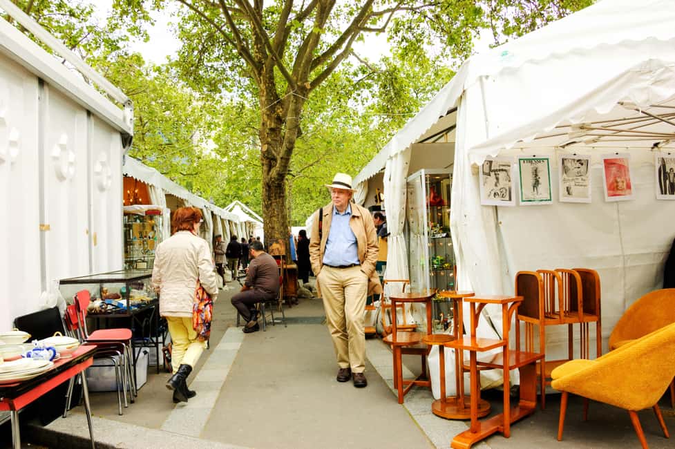 Paris: Saint Ouen Flea Market Guided Tour - Marche Vernaison: clothes, jewelry, and collectibles at full volume