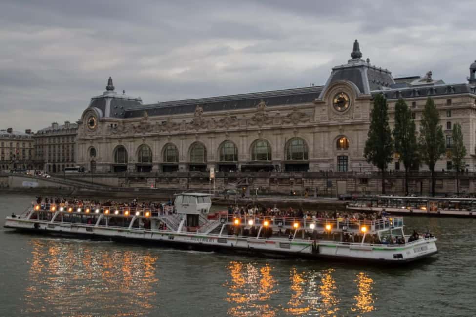 Paris: Seine River Cruise with Meringue or Hot Chocolate - The views you came for: Eiffel Tower, Notre-Dame, and the Louvre