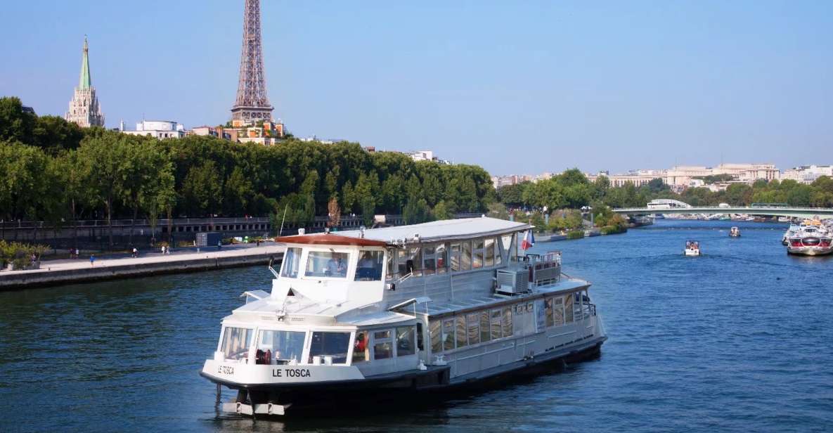 Paris : Seine River Lunch cruise from Eiffel Tower - Service style: warm crew, fast pacing, limited narrative