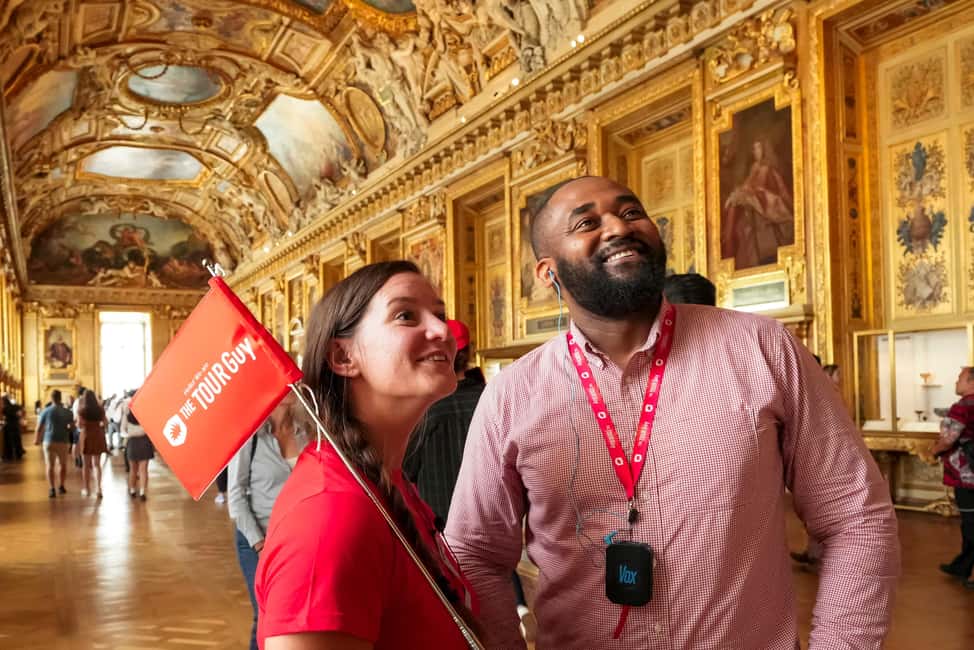 Paris Semi Private Walking Tour: Louvre, Eiffel Tower & Boat - Quick hits for photos: Wall of Love and Moulin de la Galette