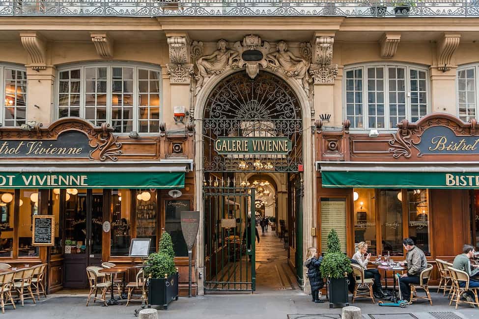 Paris: The best Undiscovered Quarters & Secret Gems Tour - Café Léonard: the included coffee break that slows time down