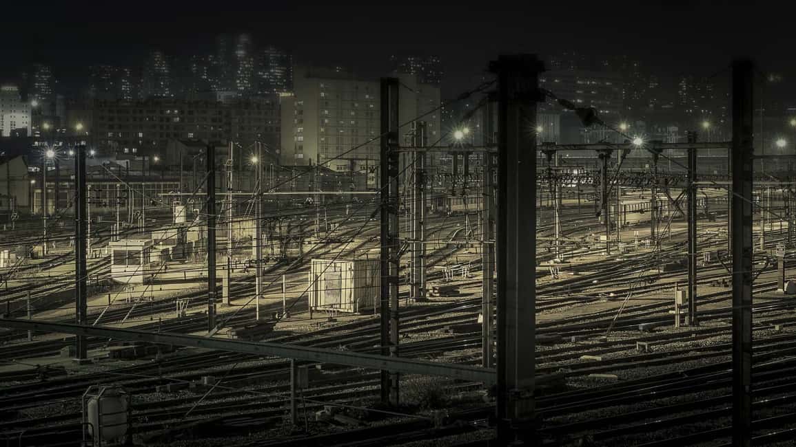 Paris: "The Live Thriller" Hunt down a Serial Killer - Language options and how to get the best result