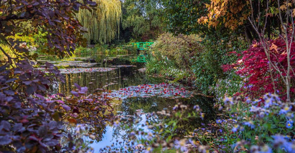 Paris: Transport for visit Giverny Claude Monet 7 peoples - The return drive to Paris: a calm wrap-up instead of a scramble