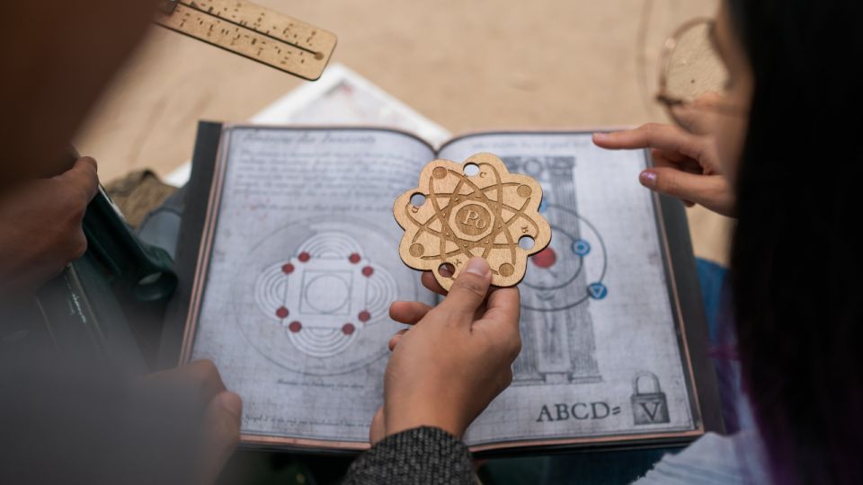 Paris: Treasure Hunt & Walking Tour "Marie Curie's secret" - Practical tips so you enjoy the walk