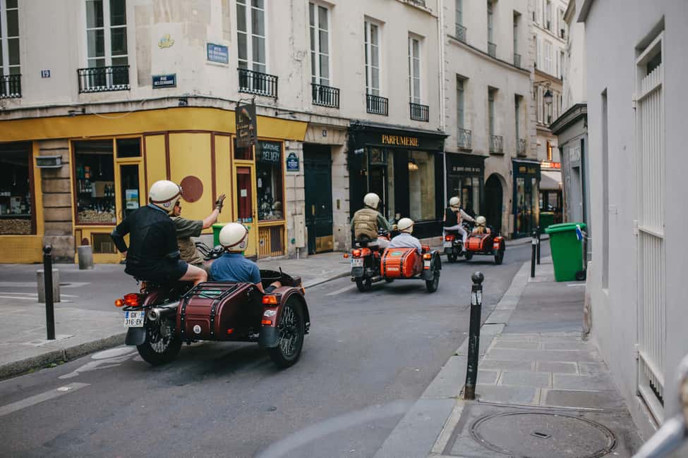 Paris Vintage Sidecar Premium & Private Half-Day Tour - Moulin Rouge to Sacré-Cœur: Montmartre’s skyline payoff
