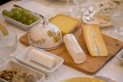 Paris: Wine and Cheese Tasting with a Chef Sommelier - Blind tastings and pairing games: training your palate fast