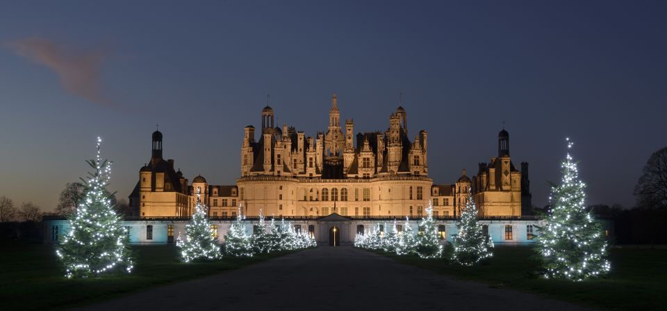 Private Day Tour to Loire Valley Castles & Wines from Paris - Château de Chambord with an audio guide: what to listen for