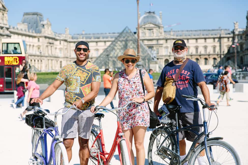 Private Highlights of Paris Bike Tour - Alexander III Bridge: When the City Turns Scenic