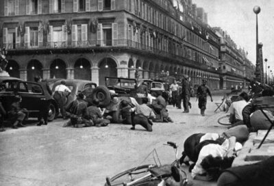 Private Paris WWII History Tour: Occupation & Resistance - Meeting point at Saint-Michel and the practical start