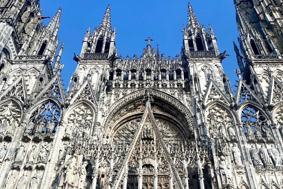 Private Rouen, Giverny Trip from Paris with Michelin Lunch - Hotel Pickup at 07:30 and the Mercedes Ride to Normandy