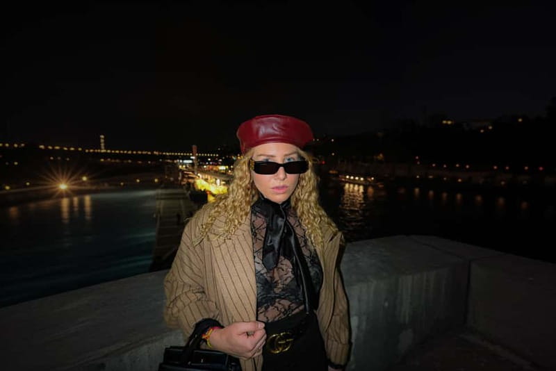 Pro & Instagrammable photo shoots in Paris - Fujifilm XT5/XT50 Gear + Pose Tips: Why the Photos Look Better