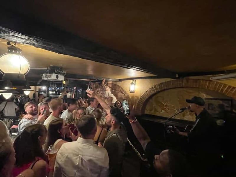 Pub Crawl Paris: Drink, Laugh, Meet the World - Stops 2–4: three bars, VIP entry, and the built-in icebreakers