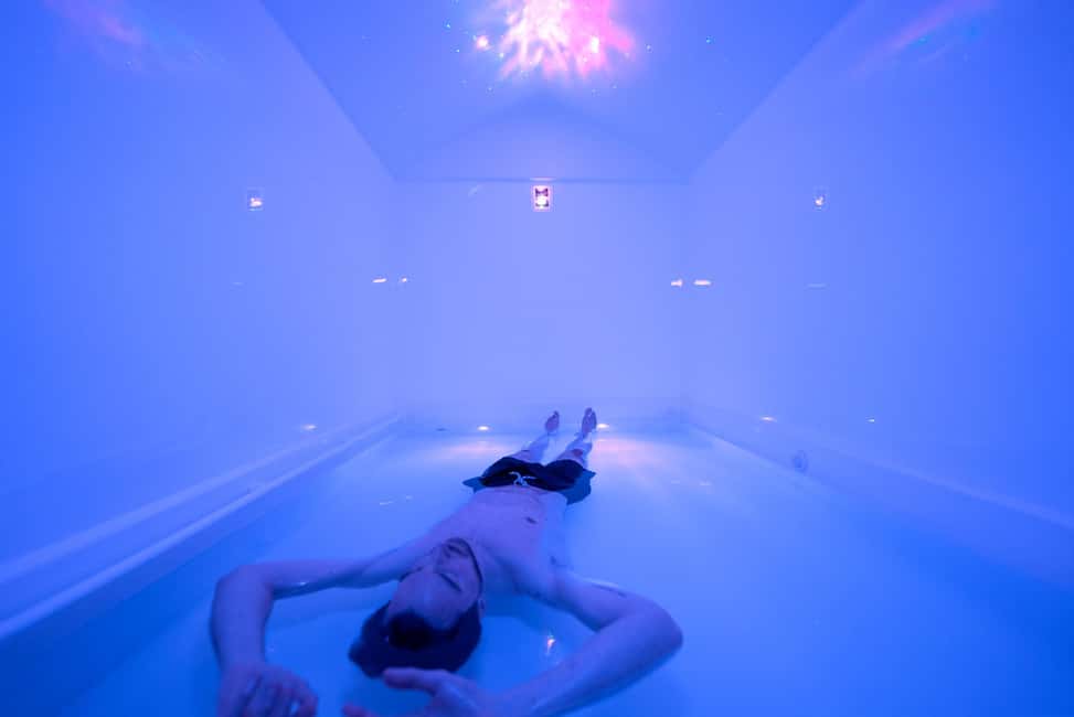 Relaxation and regeneration - Where to Book Your Slot: Daily Hours and Therapist Days